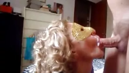 این مرد بزرگ فيلم سكسي قديمي می دهد, busty teen, خروس بزرگ