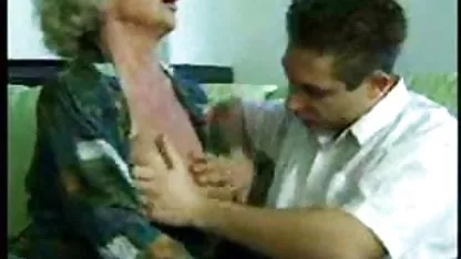 دو تیره فیلمهای قدیمی ایرانی سکسی در برخورد با یک زن سکسی